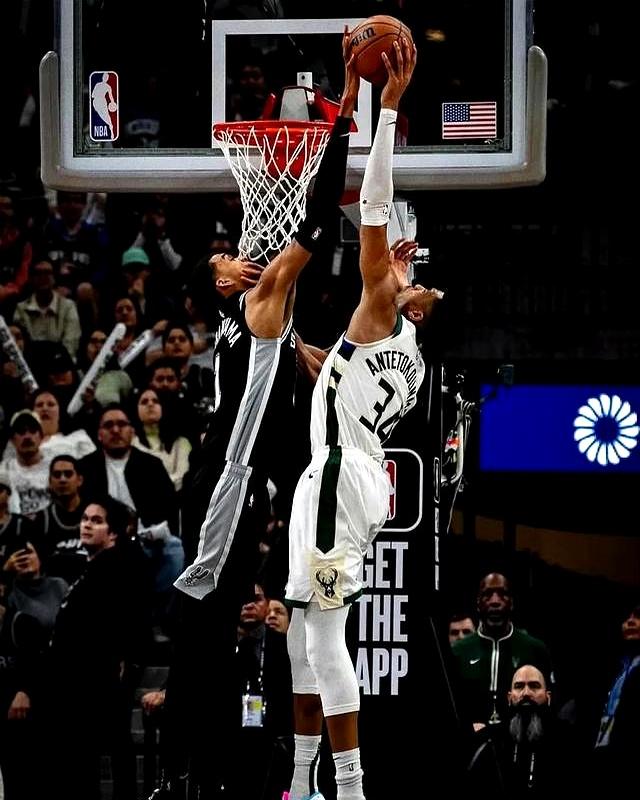 包含字母哥狂砍西蒙斯分,冲击季后赛迎来新赛季高光!的词条